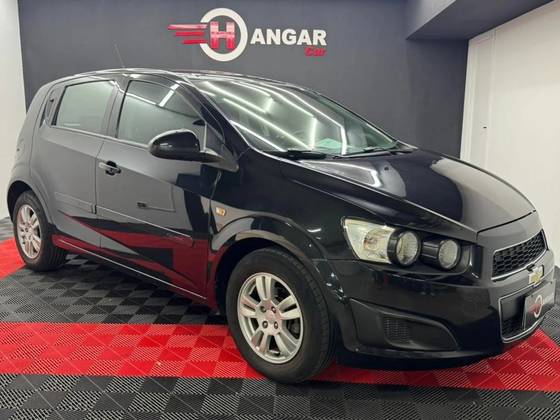 CHEVROLET SONIC 1.6 LT 16V FLEX 4P MANUAL CHEVROLET SONIC 1.6 LT 16V FLEX 4P MANUAL